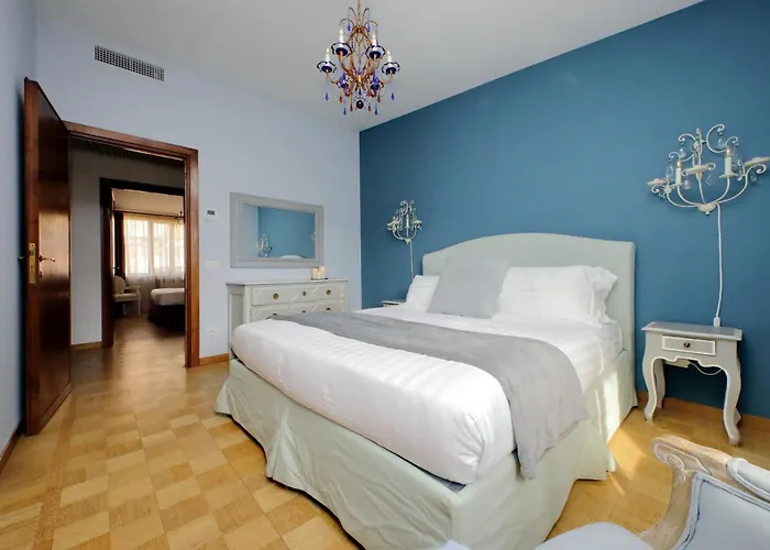 Treasurerome Spanish Steps Penthouse * Rzym