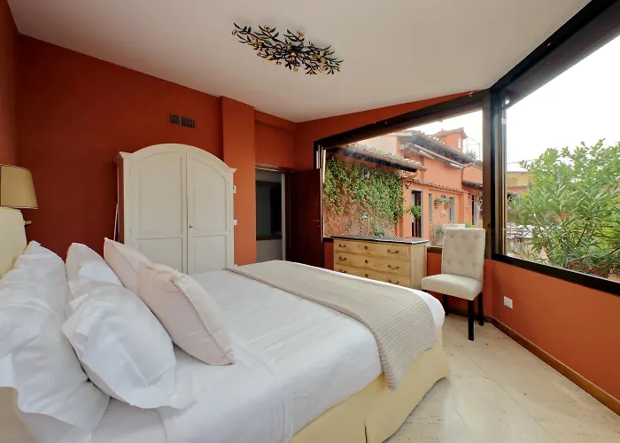 Treasurerome Spanish Steps Penthouse *