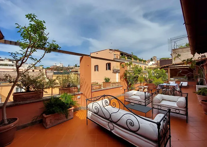 Treasurerome Spanish Steps Penthouse *